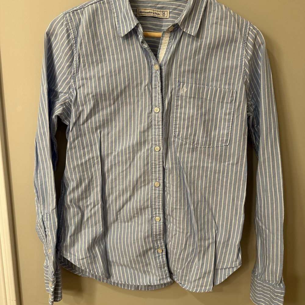 Abercrombie & Fitch Women's Blue Striped Shirt